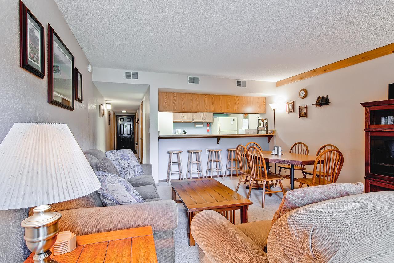 Two-Bedroom Mountainside Condo E259 - thumb 6