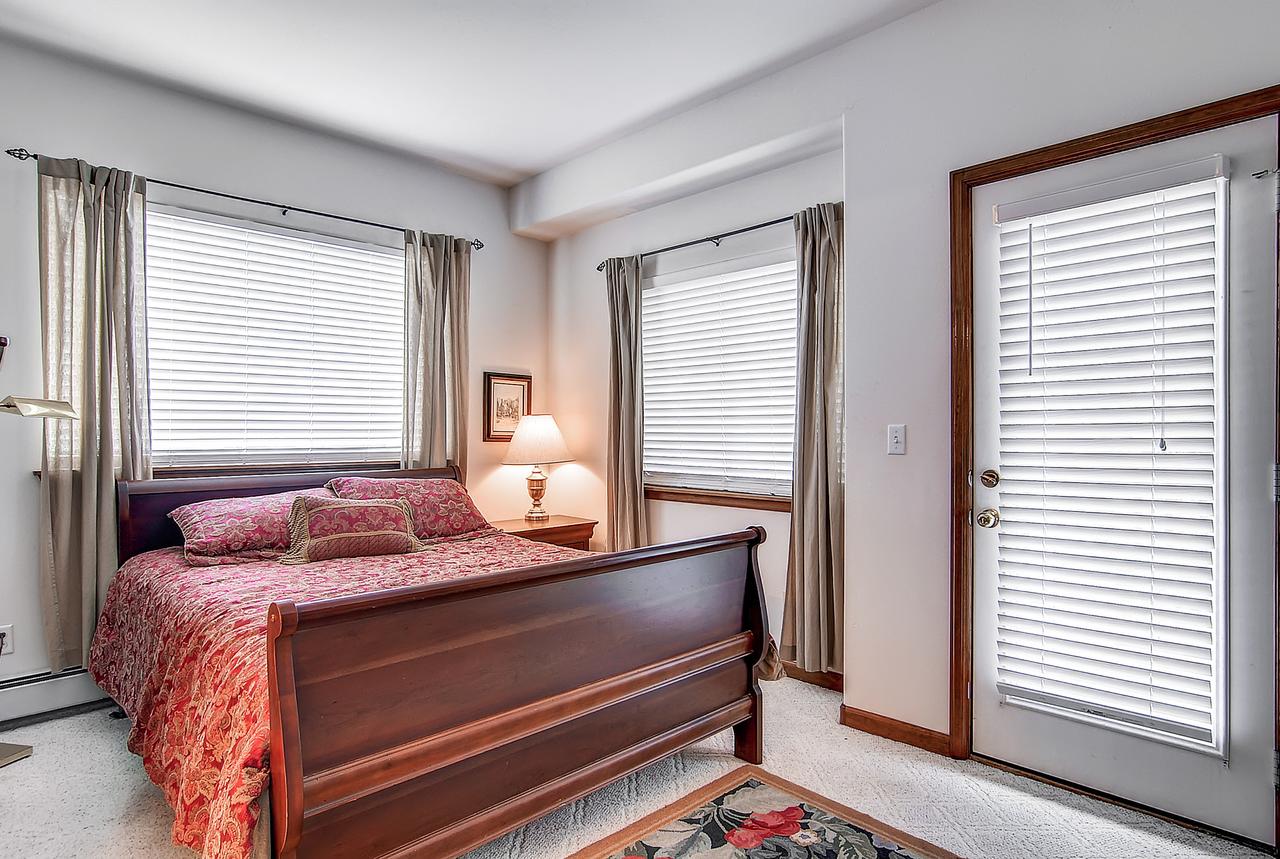 Two-Bedroom Townhome 103F At The Pointe - thumb 7