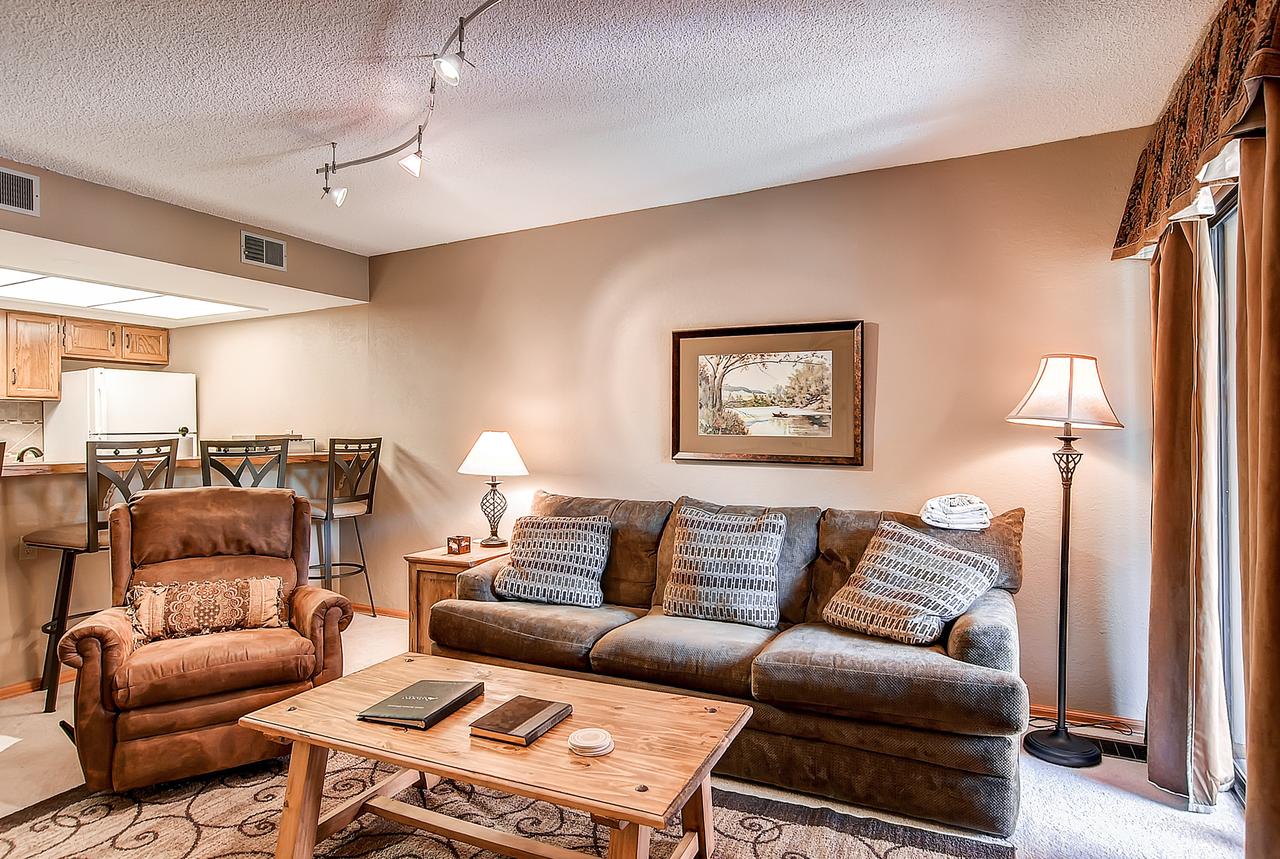 One-Bedroom Mountainside Condo A225 - thumb 16