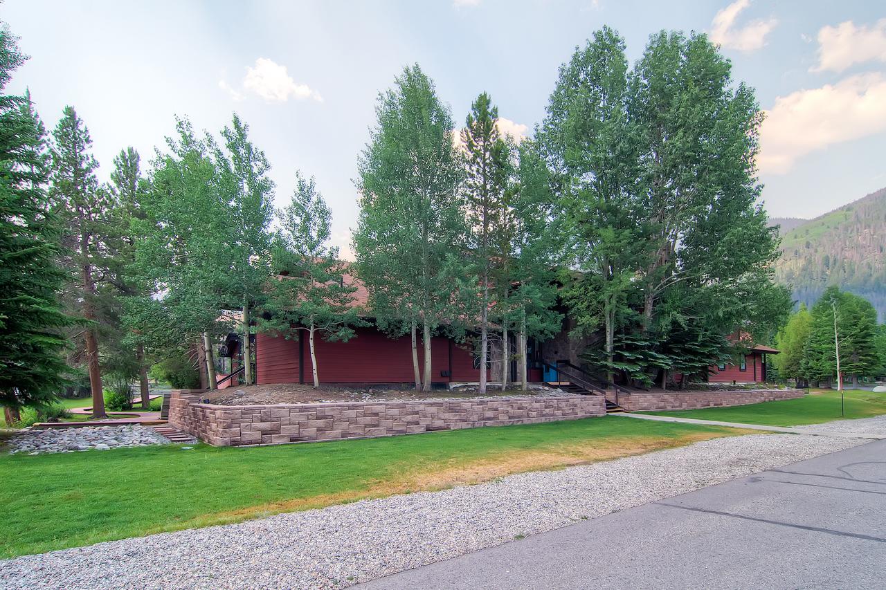 One-Bedroom Mountainside Condo A225 - thumb 25