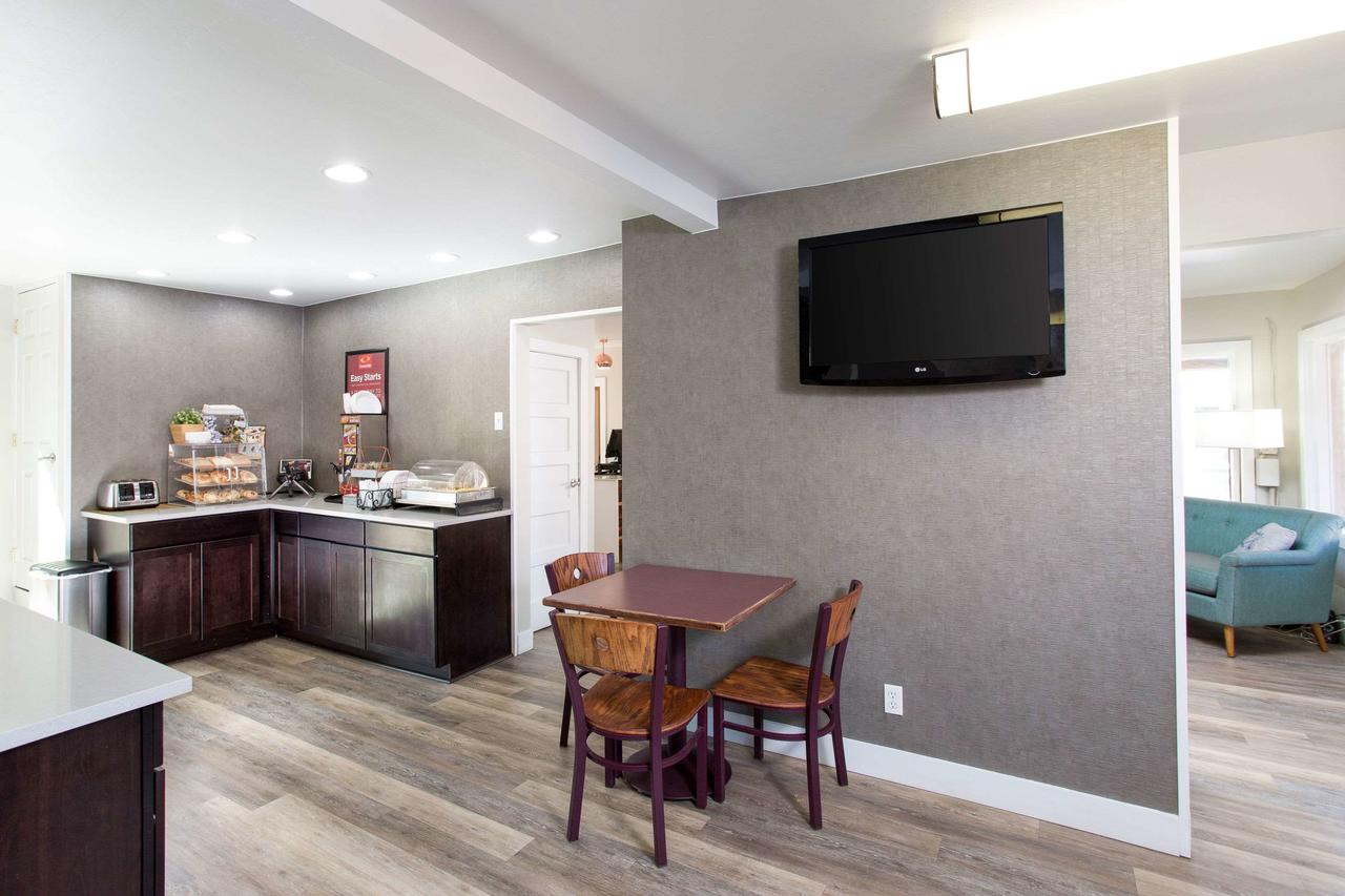 Econo Lodge Inn & Suites Durango - thumb 26