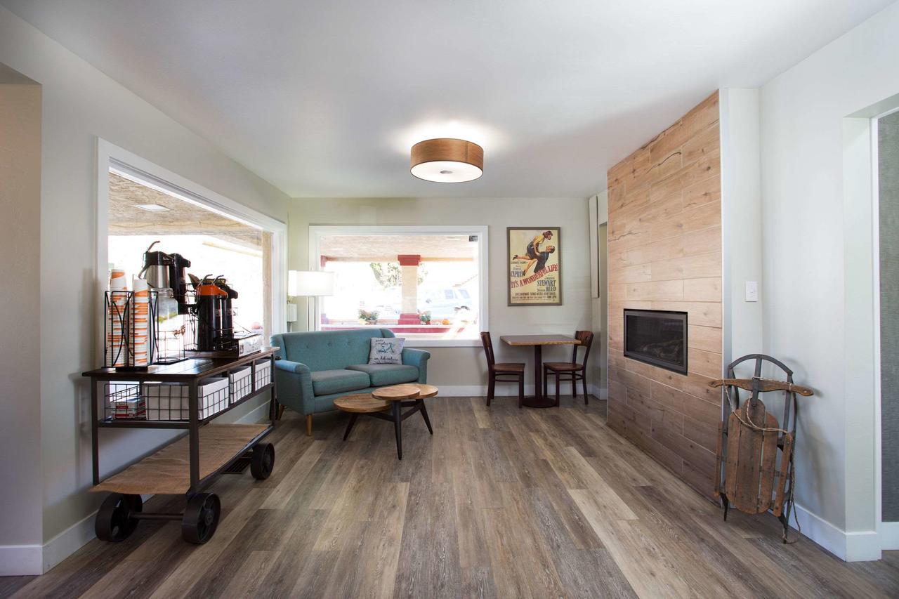 Econo Lodge Inn & Suites Durango - thumb 25