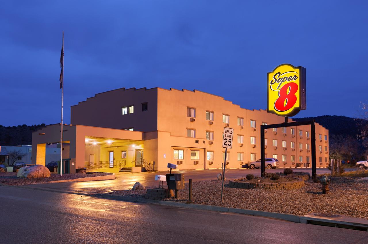 Super 8 By Wyndham Durango - thumb 1