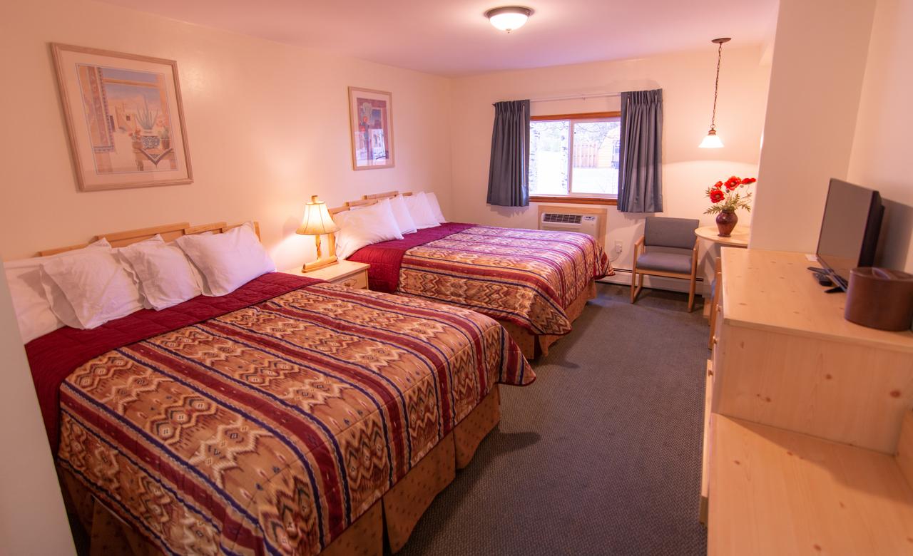 Spirit Lake Lodge & Snowmobile Rentals - thumb 14