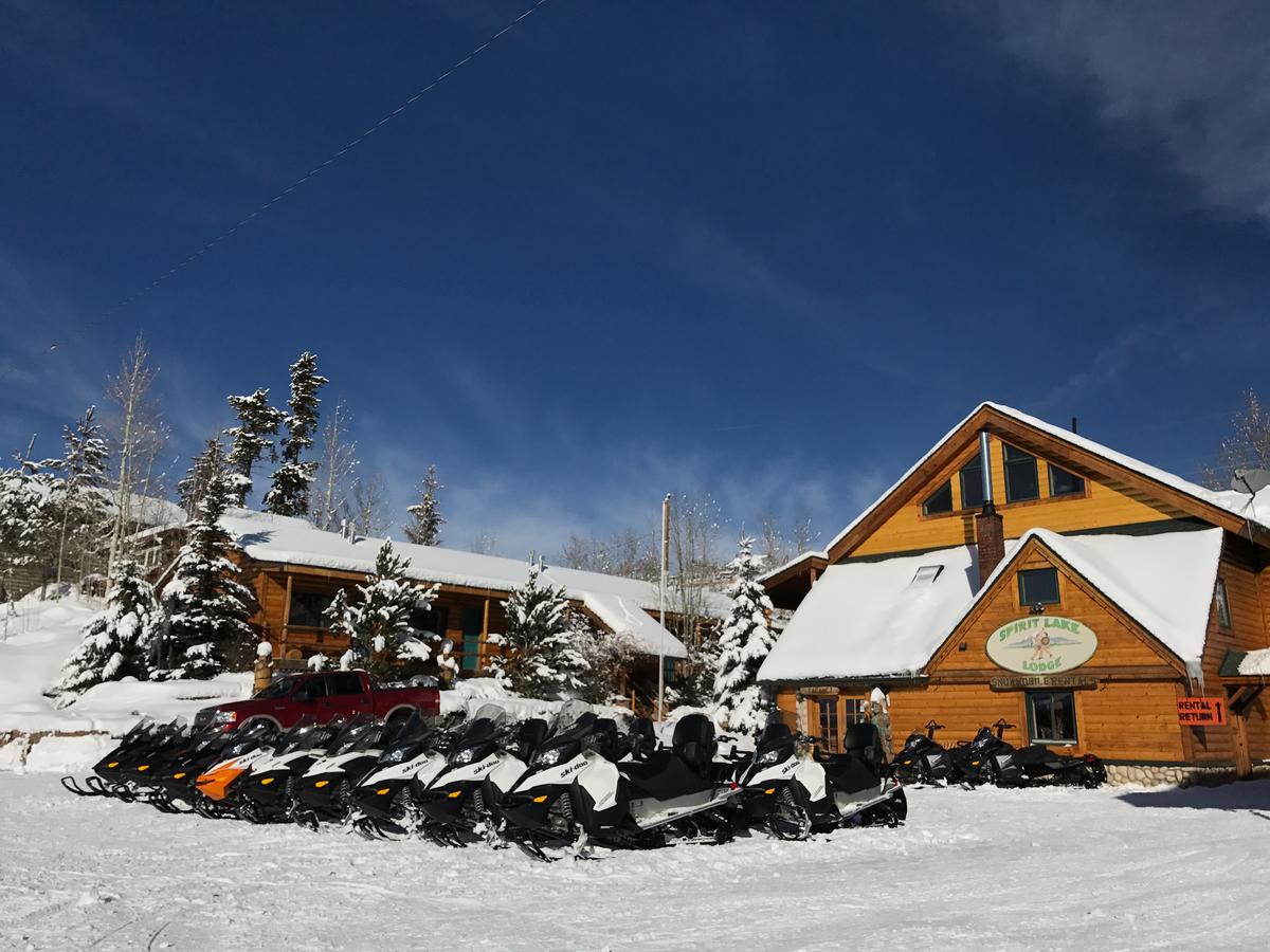 Spirit Lake Lodge & Snowmobile Rentals - thumb 4