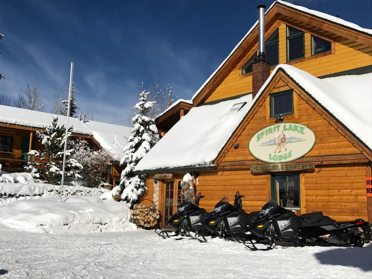 Spirit Lake Lodge & Snowmobile Rentals - thumb 3