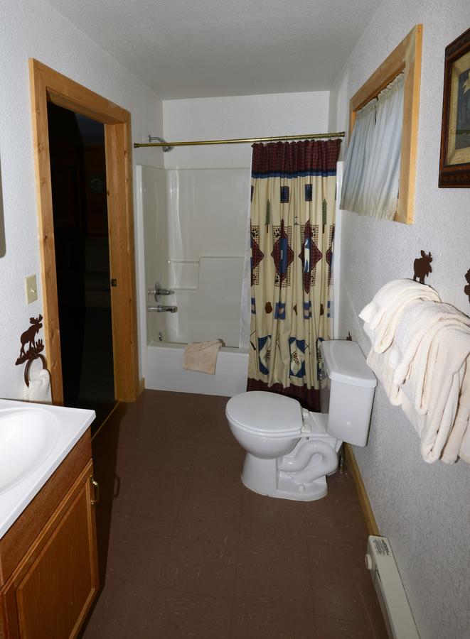 Western Riviera Lakeside Lodging - thumb 10