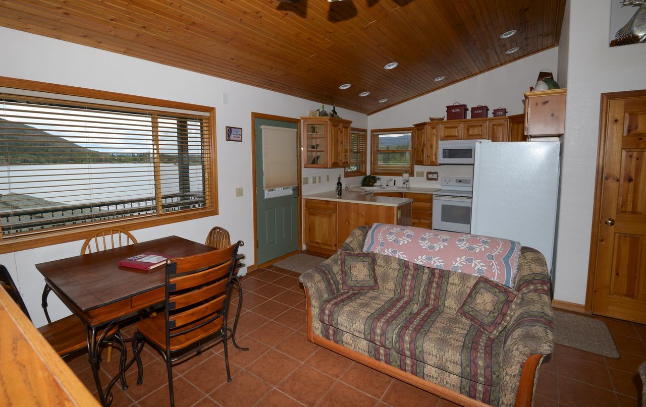 Western Riviera Lakeside Lodging - thumb 19