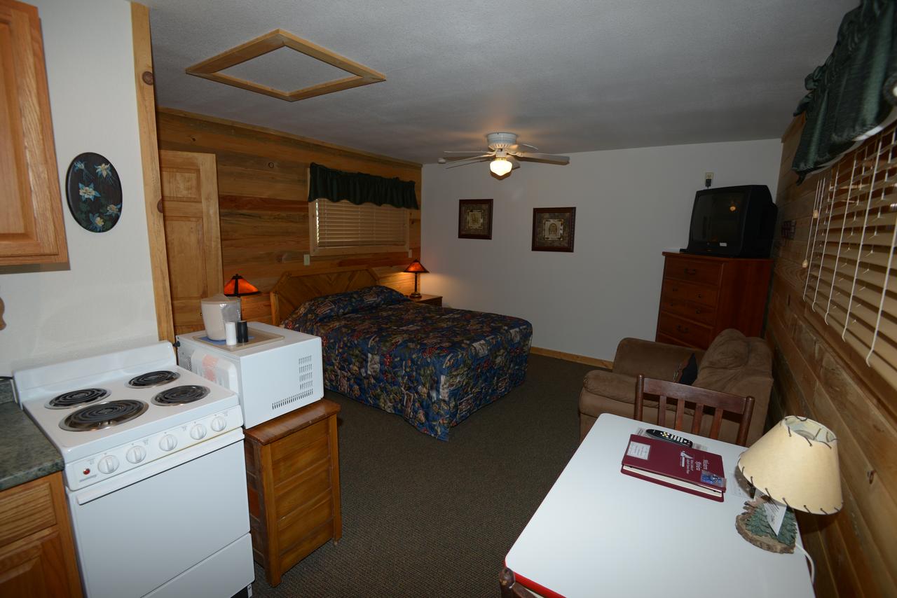 Western Riviera Lakeside Lodging - thumb 23