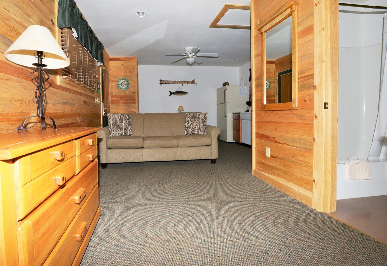 Western Riviera Lakeside Lodging - thumb 30