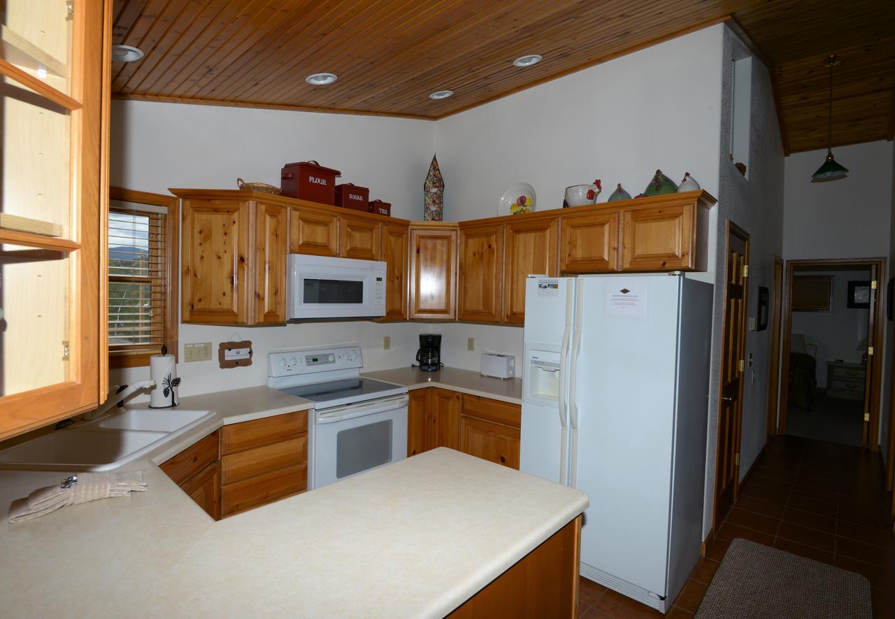 Western Riviera Lakeside Lodging - thumb 21