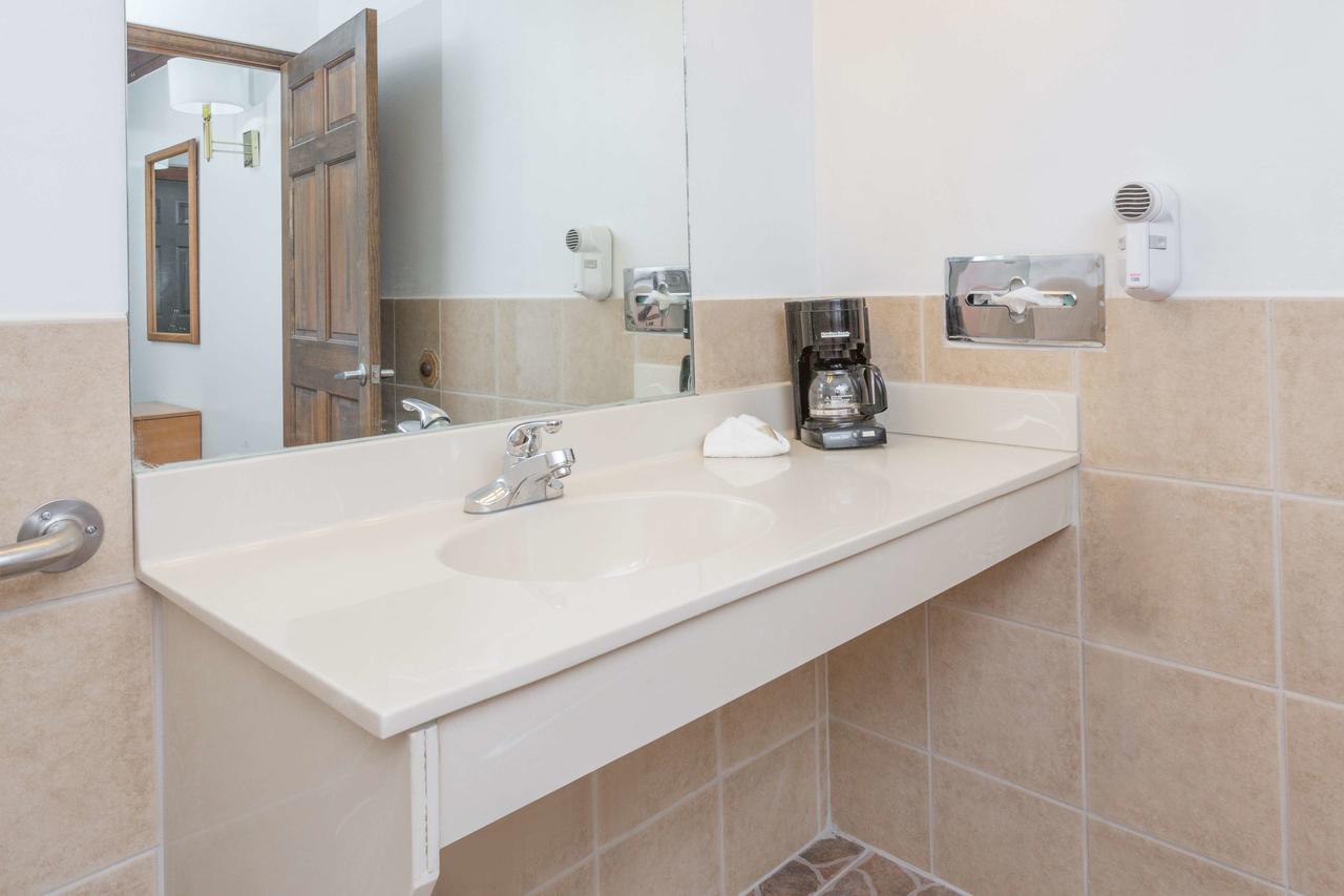 Americas Best Value Inn Georgetown - thumb 16