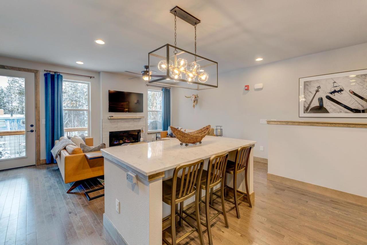 Downtown WP Luxury Chalet #139 Near Resort - Free Activities Daily And Shuttle - thumb 2
