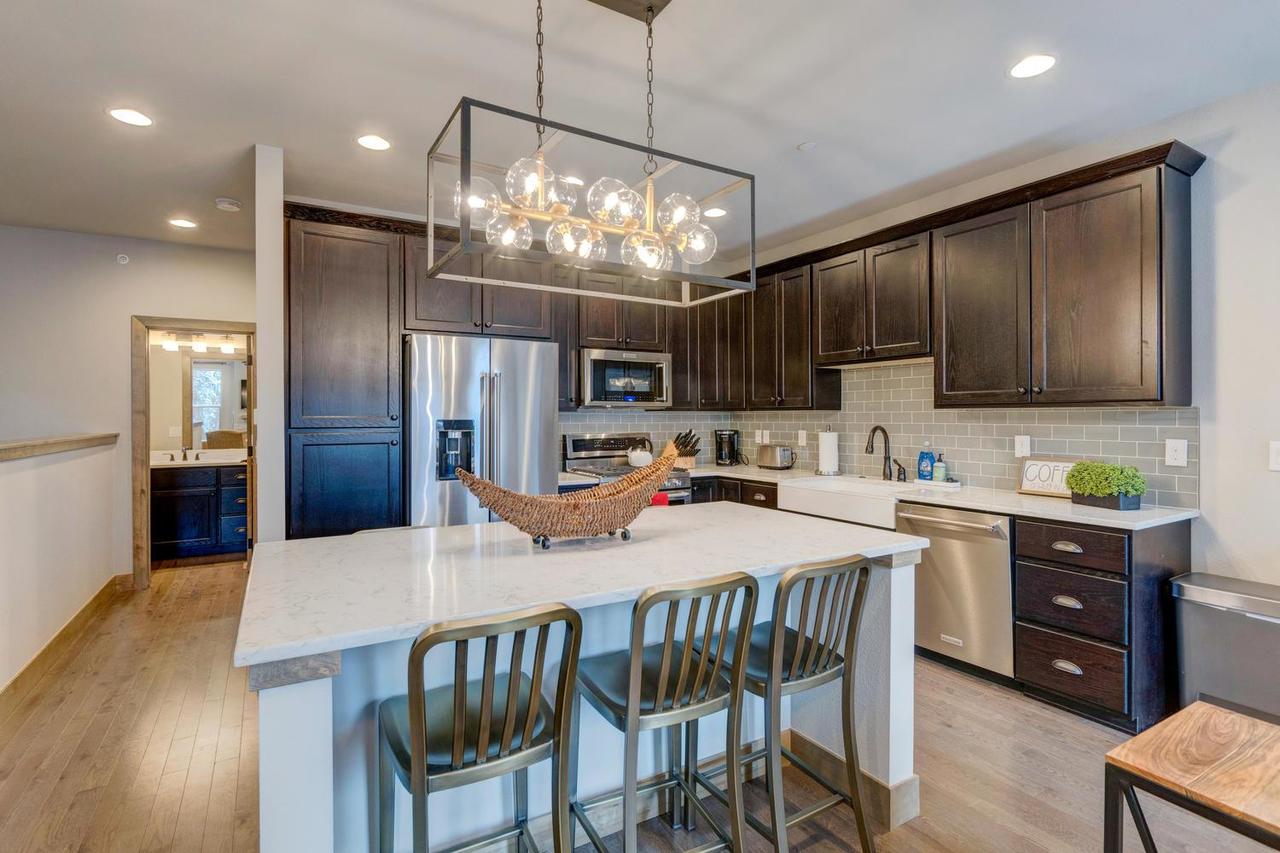Downtown WP Luxury Chalet #139 Near Resort - Free Activities Daily And Shuttle - thumb 7
