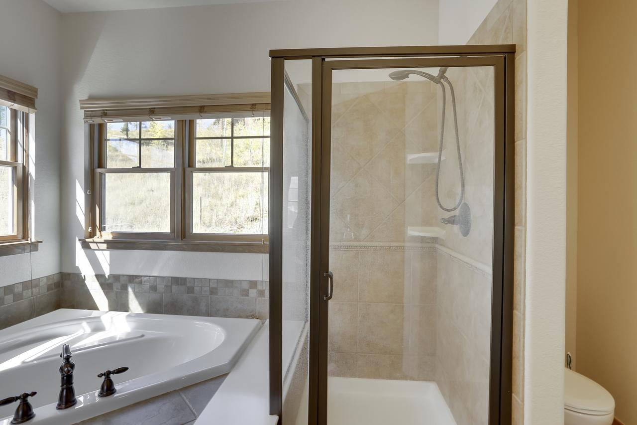 Downtown WP Luxury Cabin Near Resort - Free Activities Daily And Shuttle - thumb 11