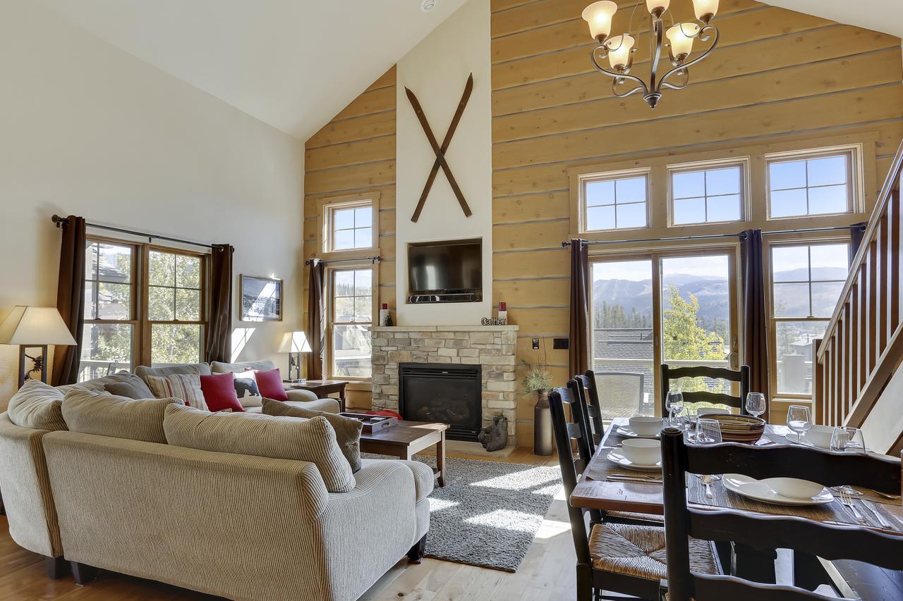 Downtown WP Luxury Cabin Near Resort - Free Activities Daily And Shuttle - thumb 1