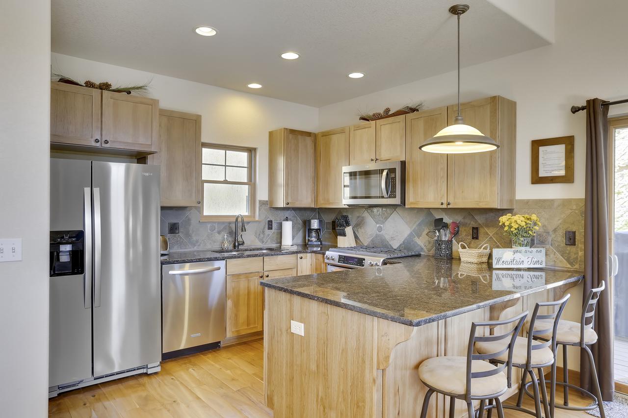 Downtown WP Luxury Cabin Near Resort - Free Activities Daily And Shuttle - thumb 3