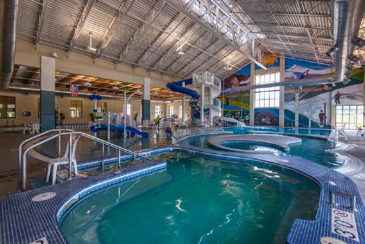 Downtown WP Luxury Chalet #106 Near Resort - Free Activities Daily And Shuttle - thumb 41