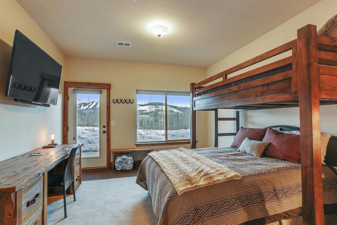 Downtown WP Luxury Chalet #106 Near Resort - Free Activities Daily And Shuttle - thumb 22