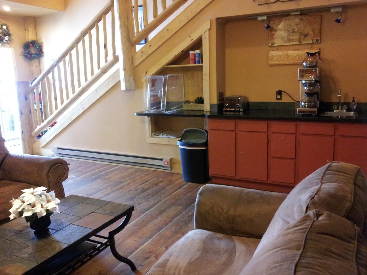 New Summit Inn - thumb 3