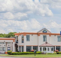 Days Inn by Wyndham Windsor Locks / Bradley Intl Airport - Accommodation Seattle