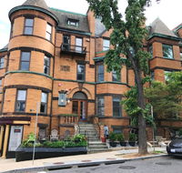 HighRoad Hostel DC - Accommodation Seattle