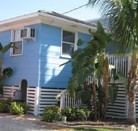 The Holiday Court Villas and Suites - Accommodation Seattle