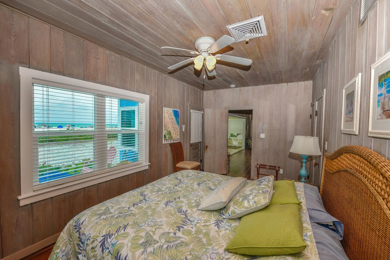 A House On Siesta Beach By Beachside Management - thumb 10