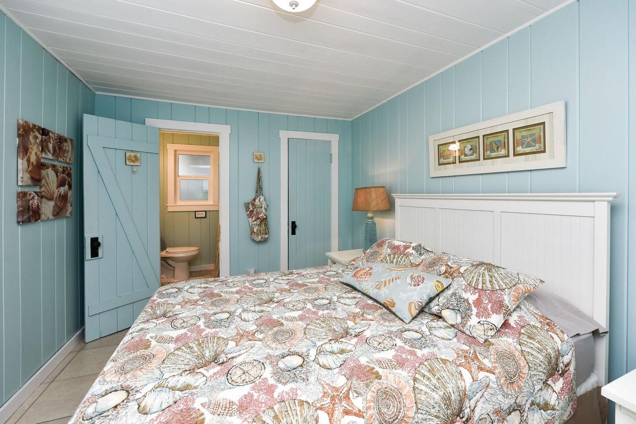 A House On Siesta Beach By Beachside Management - thumb 13