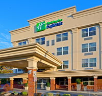 Holiday Inn Express  Suites Woodbridge - Accommodation Seattle