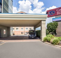 Comfort Suites at Woodbridge - Accommodation Seattle