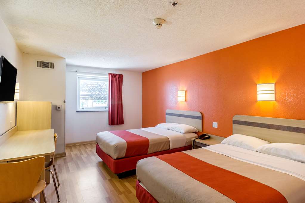 Motel 6 Harlingen - thumb 9