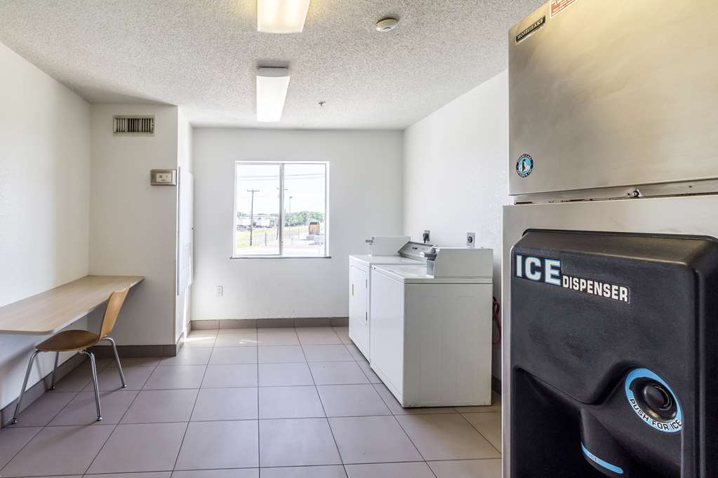 Motel 6 Harlingen - thumb 17