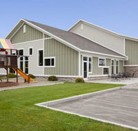 GrandStay Hotel  Suites Pipestone - Accommodation Seattle