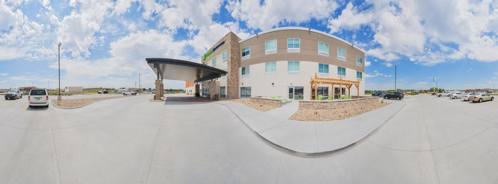 Holiday Inn Express & Suites Chadron - thumb 5