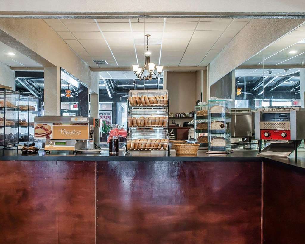 Quality Hotel & Suites At The Falls - thumb 13