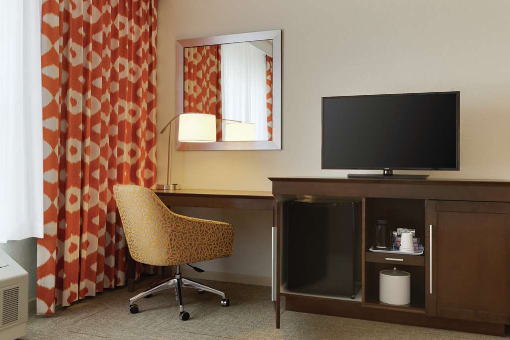 Hampton Inn St Albans - thumb 8