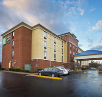 Holiday Inn Express Hotel  Suites - Accommodation Seattle
