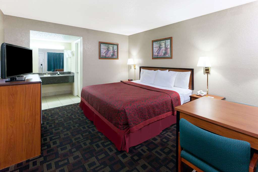 Days Inn Oklahoma City West - thumb 8