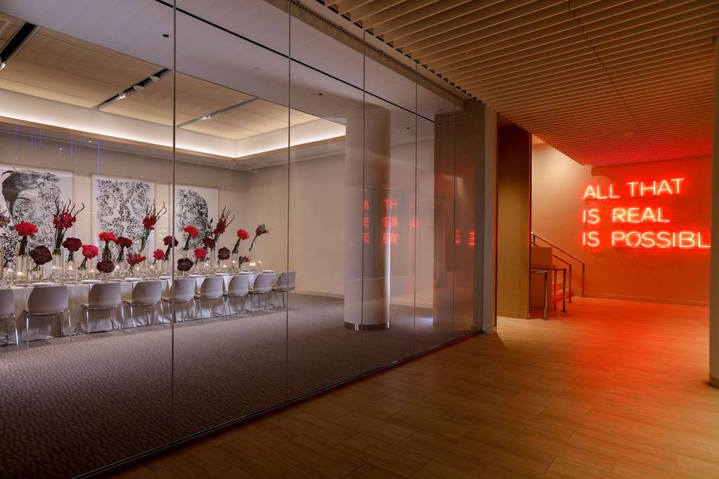 HALL Arts Hotel, Curio Collection Hilton - thumb 10