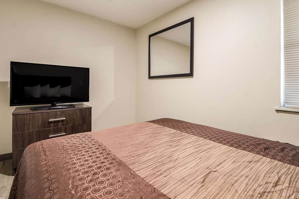 Quality Inn & Suites - thumb 16