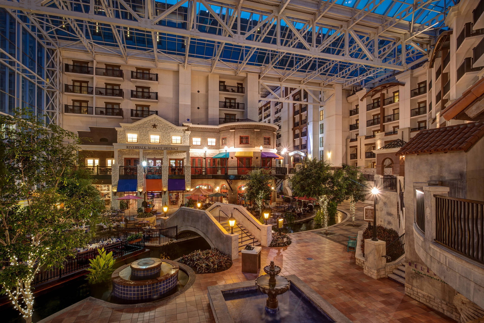 Gaylord Texan Resort & Convention Center - thumb 3