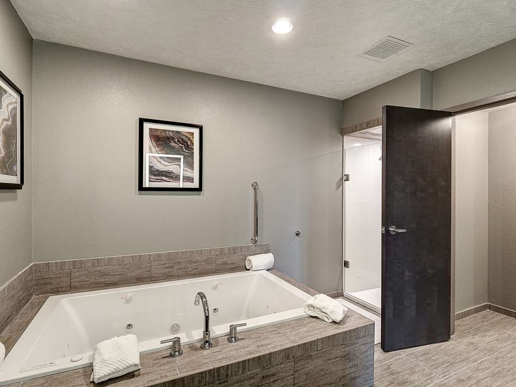 DoubleTree By Hilton Bloomington - thumb 7