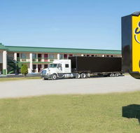 Super 8 Ashburn - Accommodation Seattle