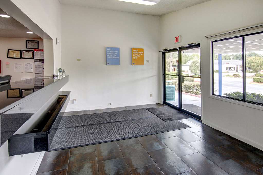 Motel 6 Atlanta Airport - thumb 6