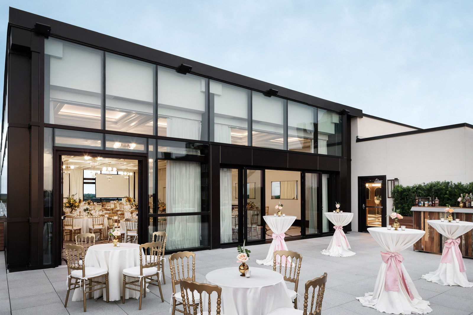 Perry Lane Hotel, A Luxury Collection - thumb 8