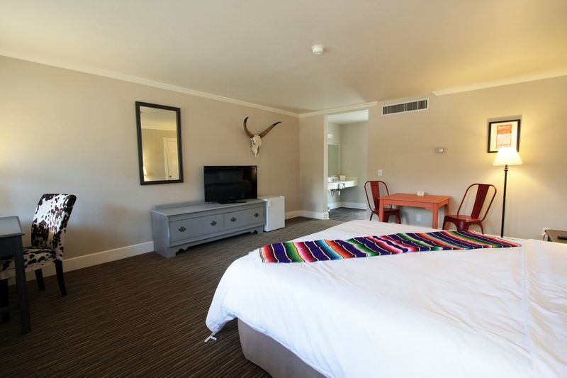 Palm Canyon Hotel And RV Resort - thumb 5