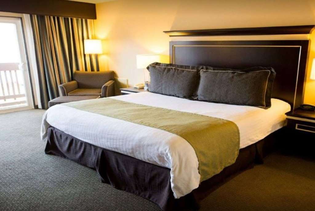 Pacifica Lighthouse Trademark Hotel Coll - thumb 1