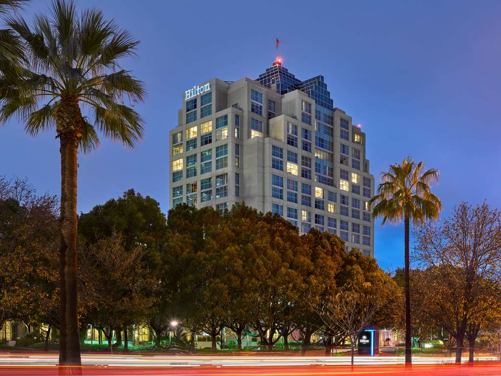 Hilton Los Angeles North/Glendale - thumb 1