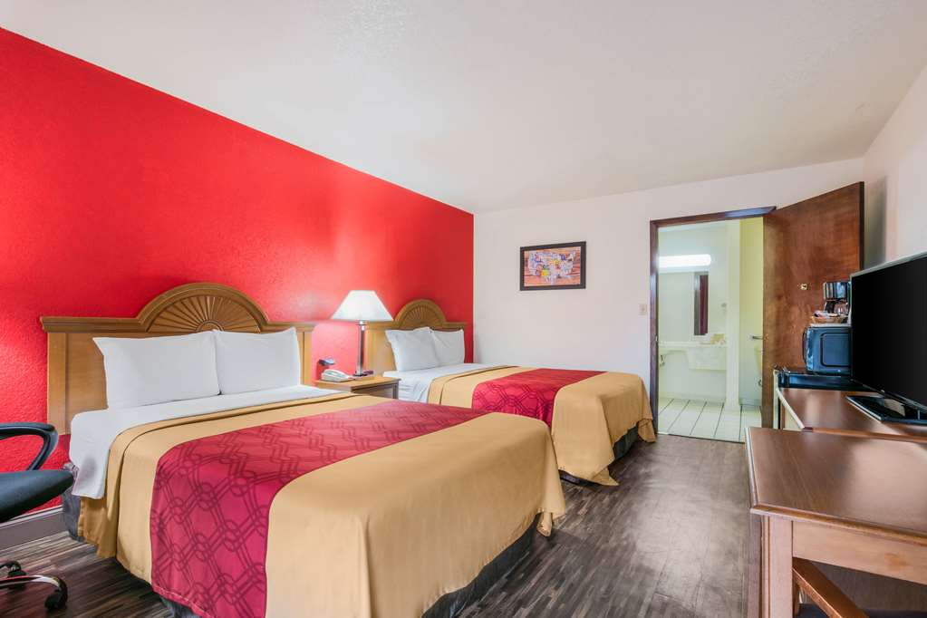 Econo Lodge Inn & Suites - thumb 7